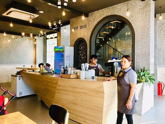 BonPas Bakery & Coffee